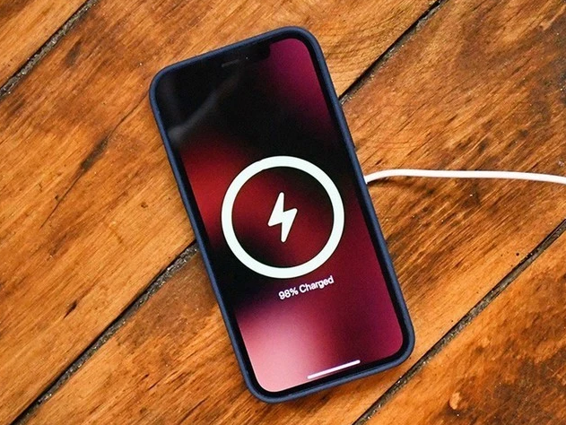 天台苹果手机维修分享iPhone 12可以随便充电吗 